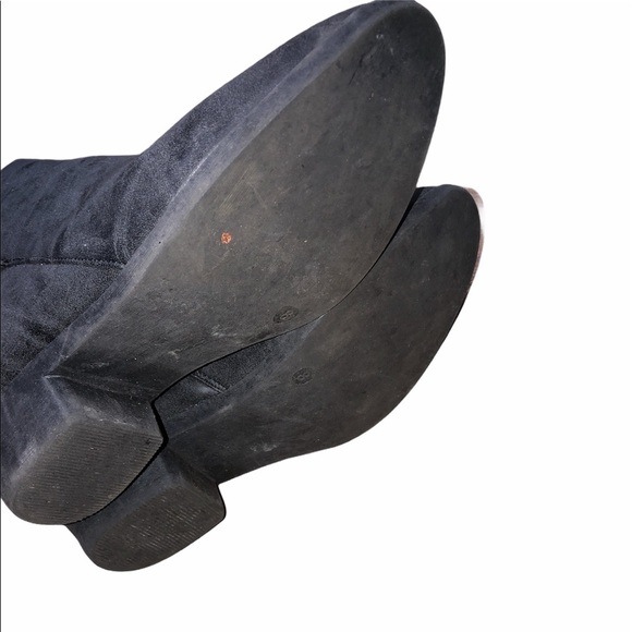 Twisted size 8 Alexia black buckle ankle booties - Picture 8 of 9